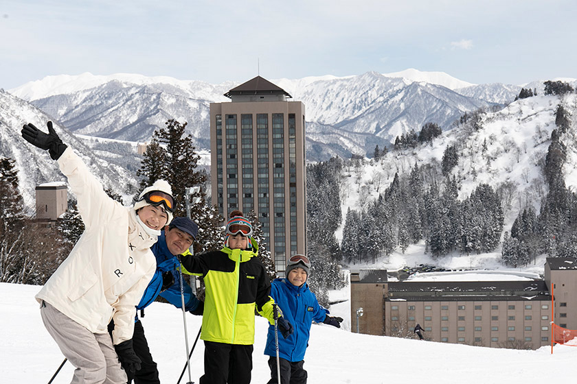 新潟県 NASPA スキーガーデン 全日リフト1日券 ペア10組20名様