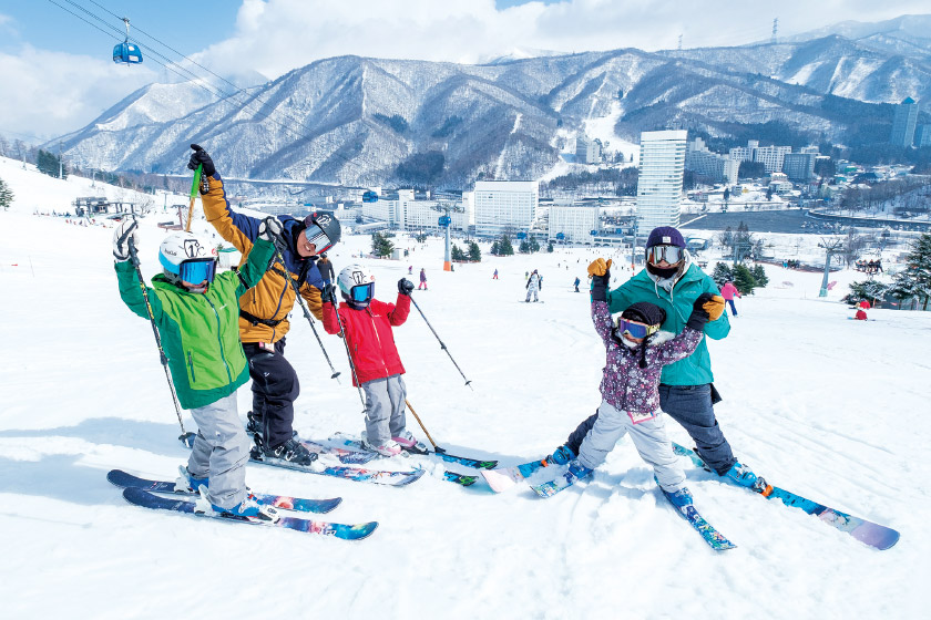 新潟県 Mt.Naeba リフト1日券 ペア10組20名様