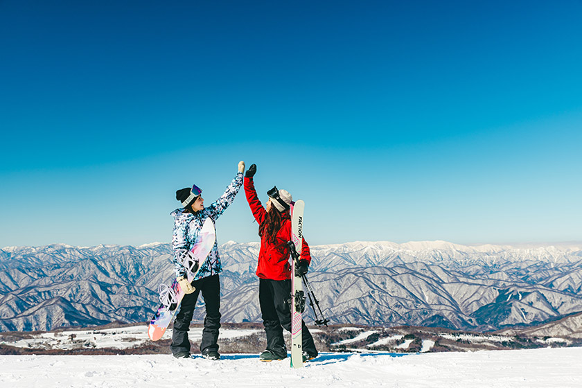 毎週木曜日は リフト券とアイスがセットでお得